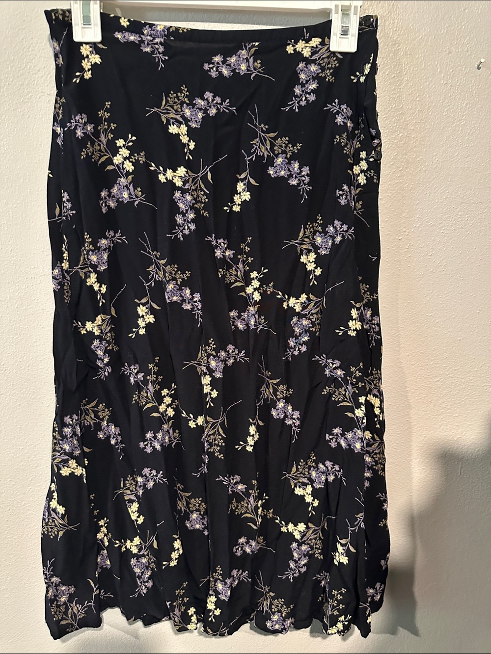 Black Floral Midi Skirt - Elegant Lavender & Cream Print